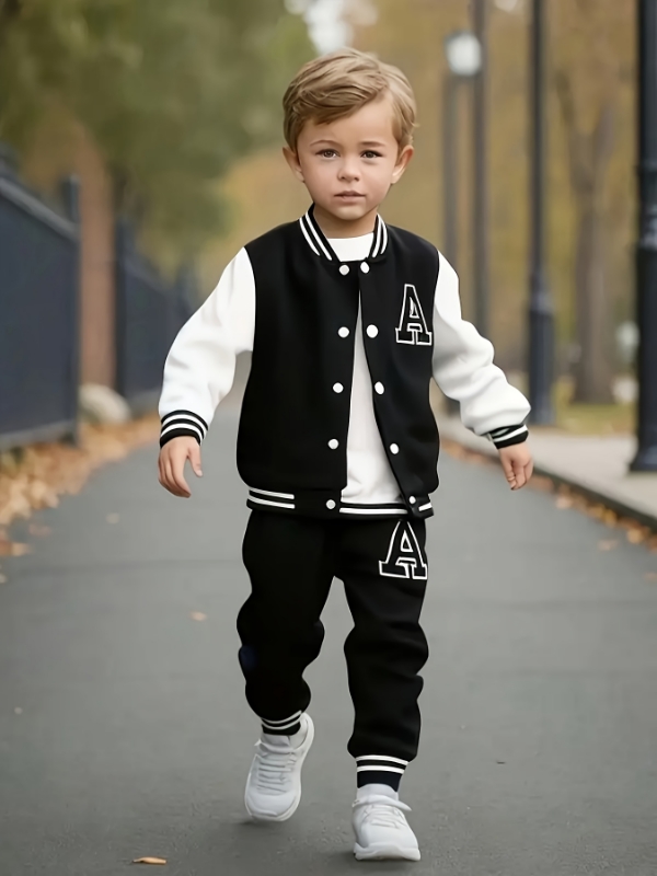 Varsity Jacket Letterman - ボーイズ ブラック＆ホワイト レター「A」 バーシティジャケット＆スウェットパンツ ツーピースセット