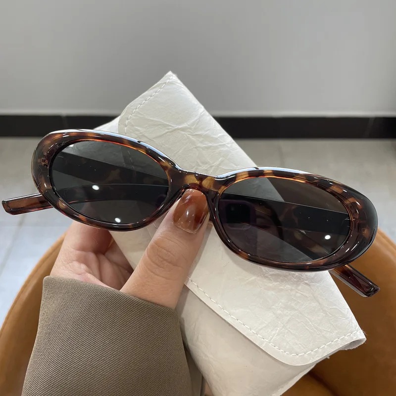 人気の女性用サングラス小さなパンクオーバルサングラス男性ゴー - Men'S Fashion Glasses のレビューと価格