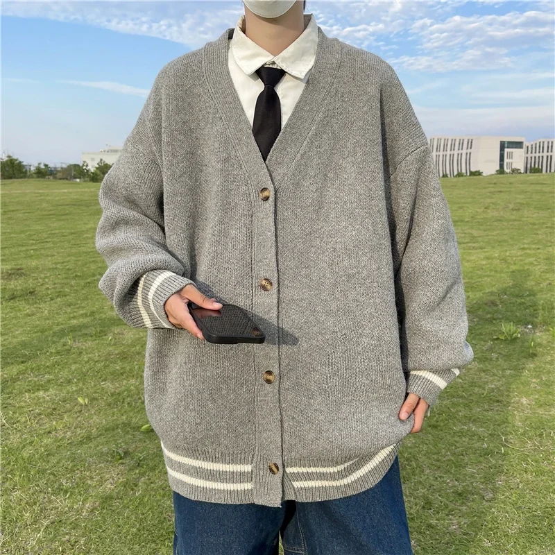 男性用長袖ルーズセーター,Vネック,トレンディ,カジュアル, - Men'S Fashion V Neck Sweater のレビューと価格