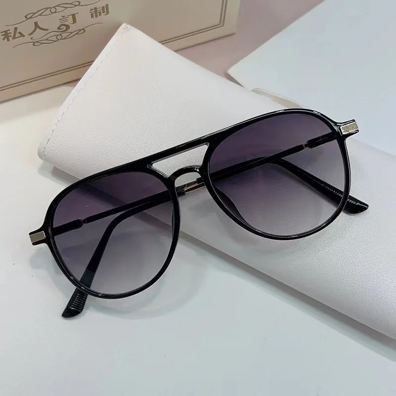 1 個ヴィンテージパイロットサングラス女性男性新しいファッシ - Men'S Fashion Glasses のレビューと価格